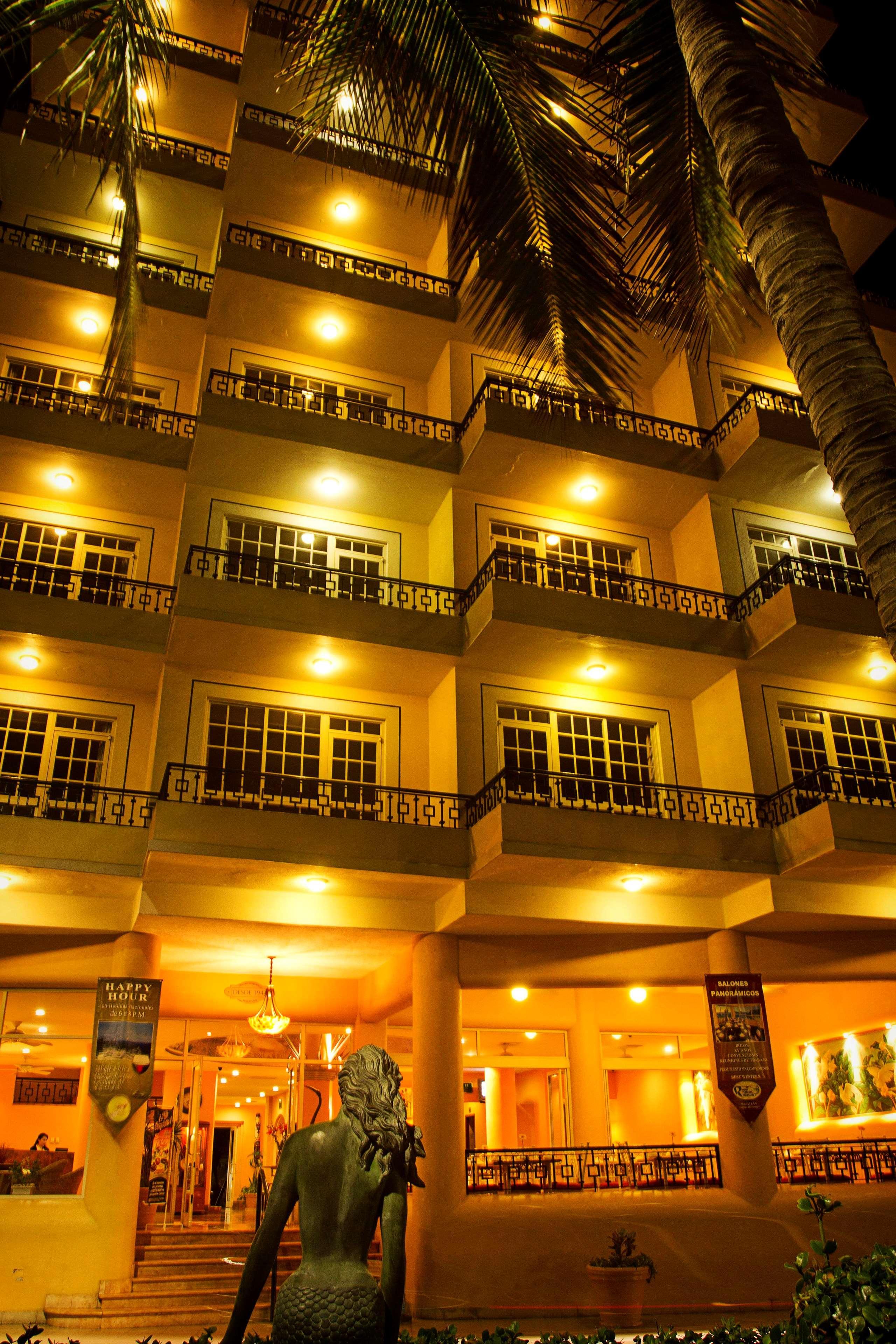 Best Western Posada Freeman Mazatlán Esterno foto
