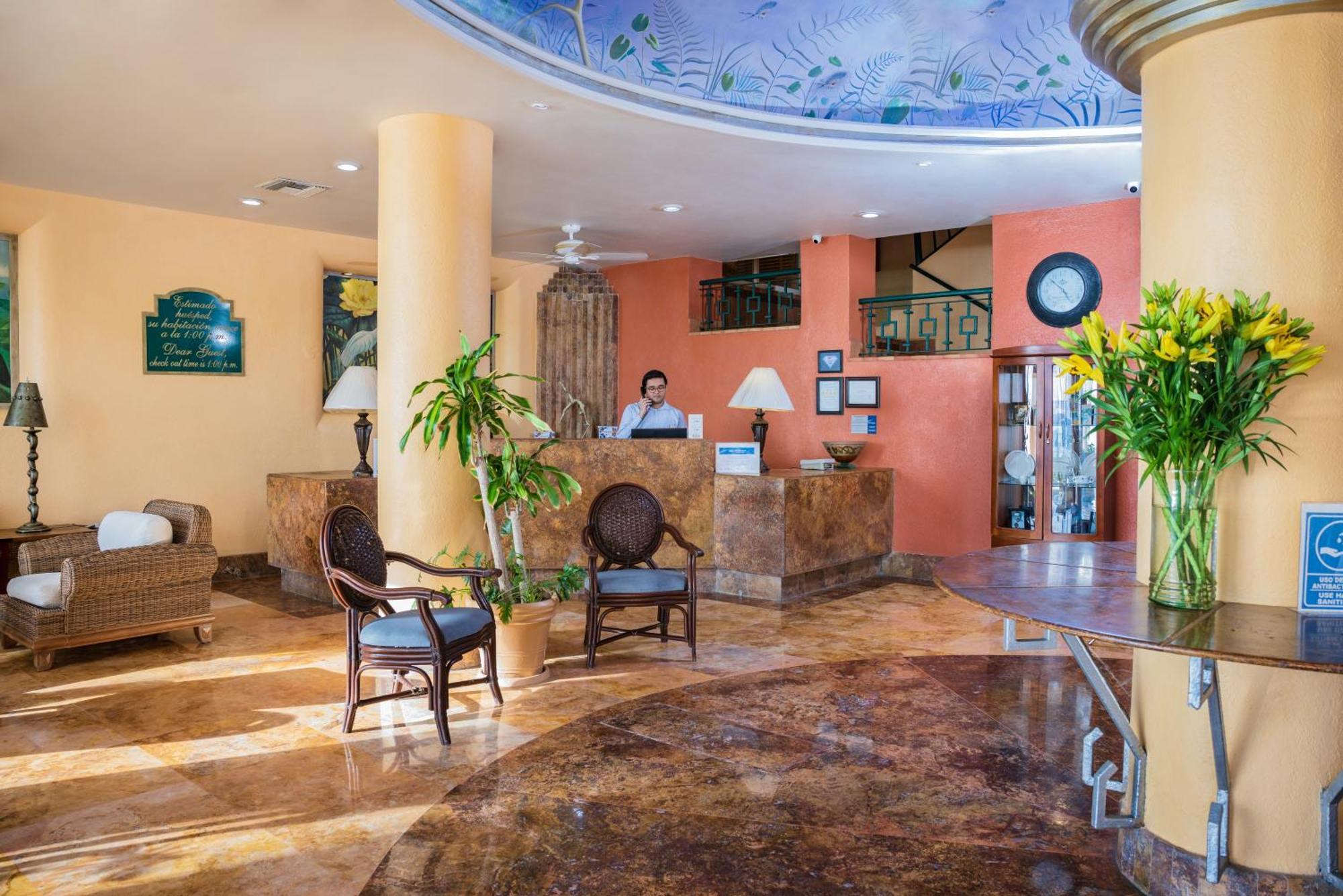 Best Western Posada Freeman Mazatlán Esterno foto