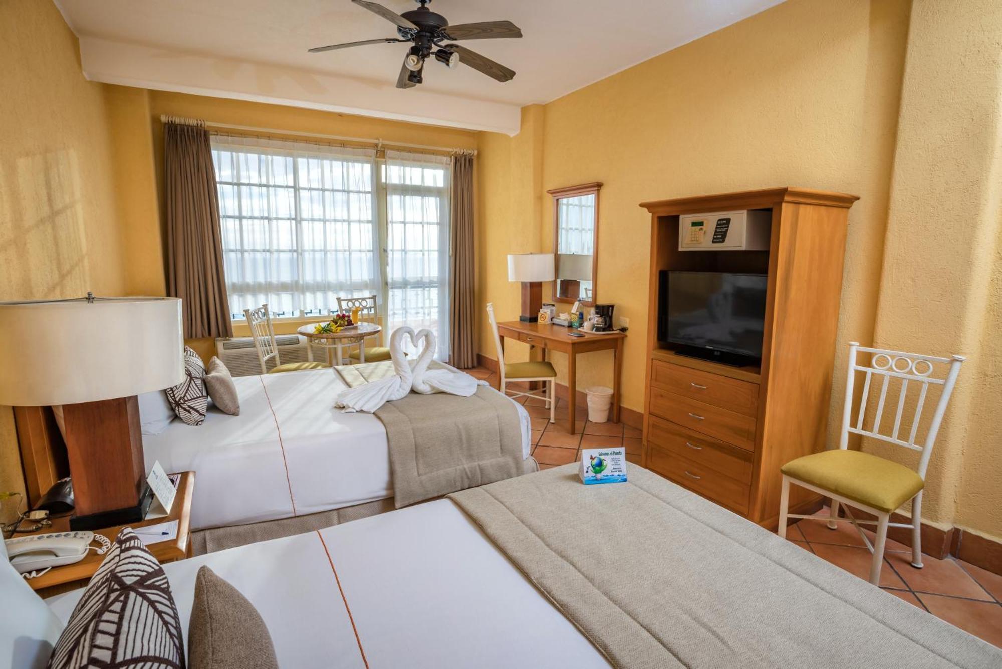Best Western Posada Freeman Mazatlán Esterno foto