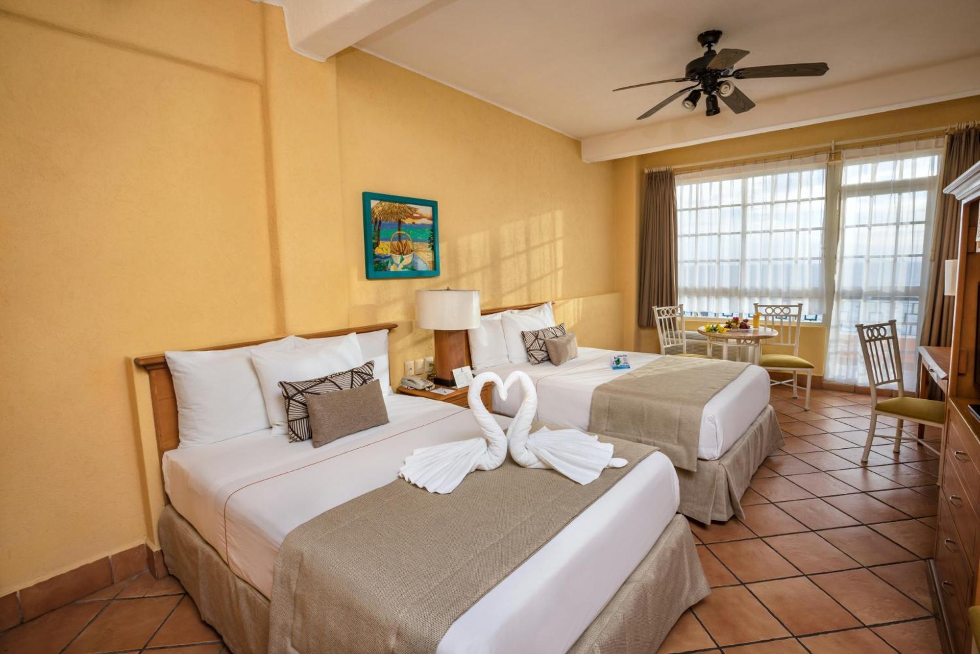 Best Western Posada Freeman Mazatlán Esterno foto