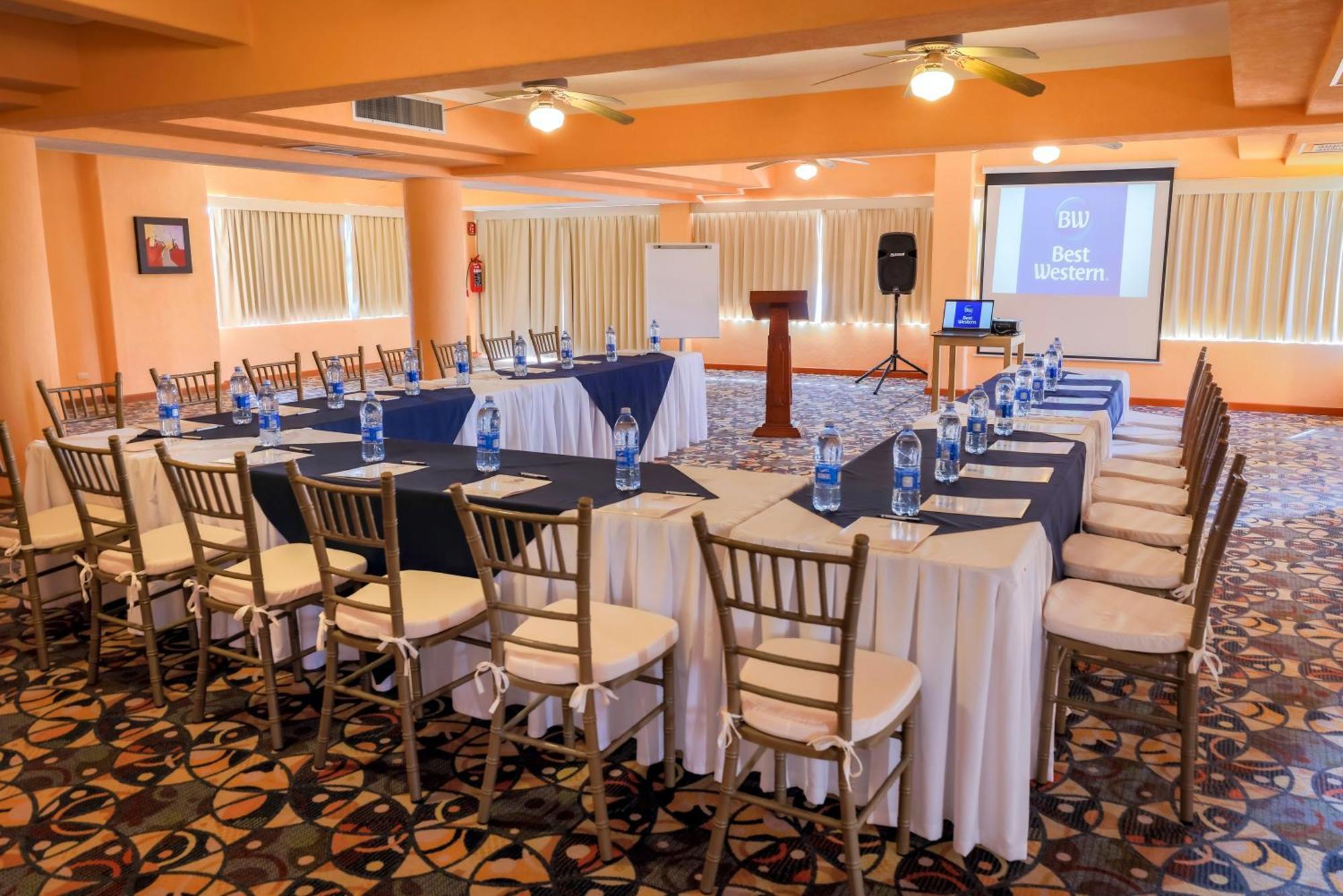 Best Western Posada Freeman Mazatlán Esterno foto