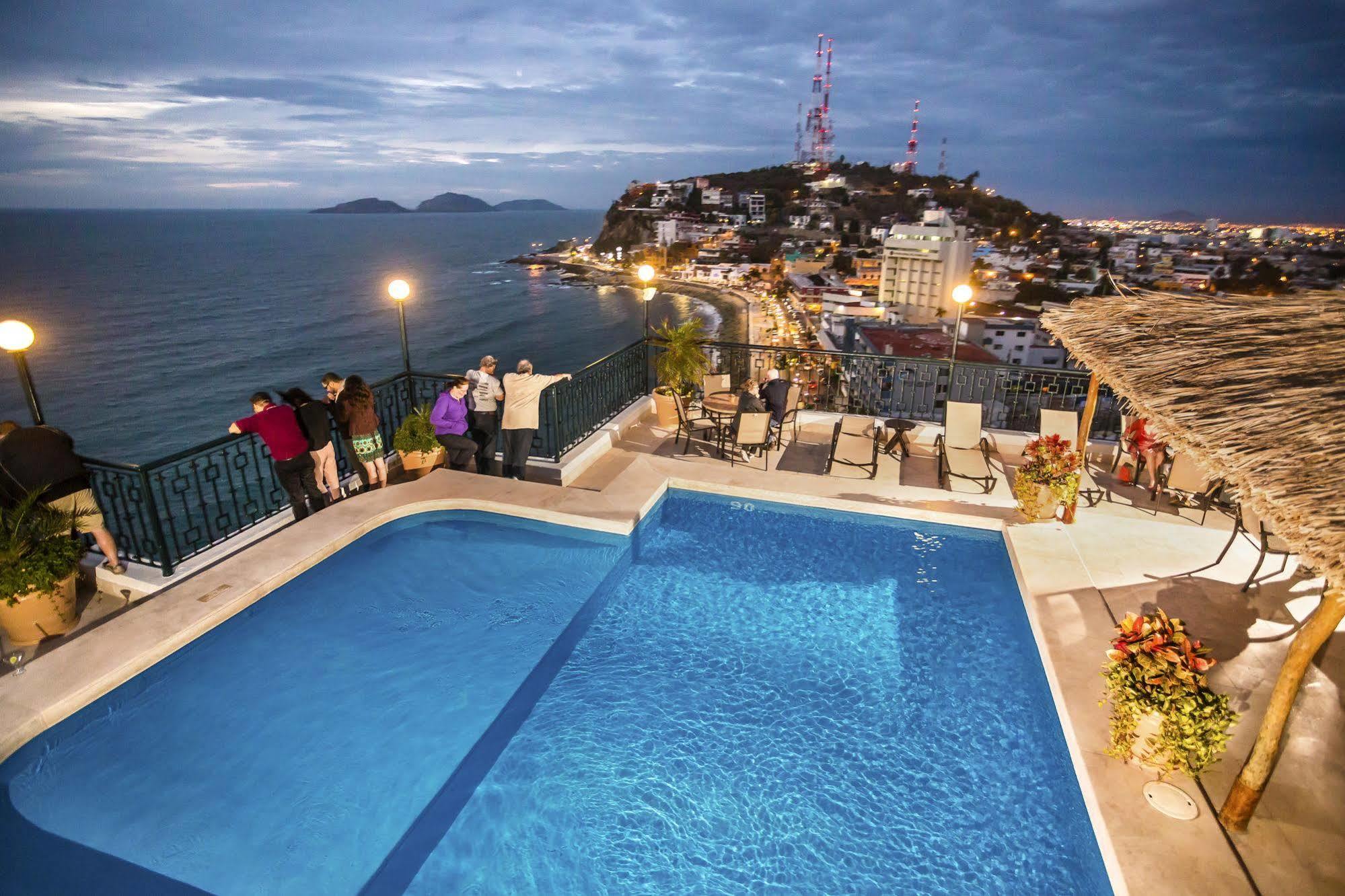 Best Western Posada Freeman Mazatlán Esterno foto